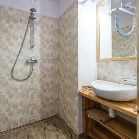 Giewontka Konukevi Witów